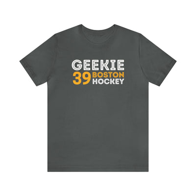 Geekie 39 Boston Hockey Grafitti Wall Design Unisex T-Shirt